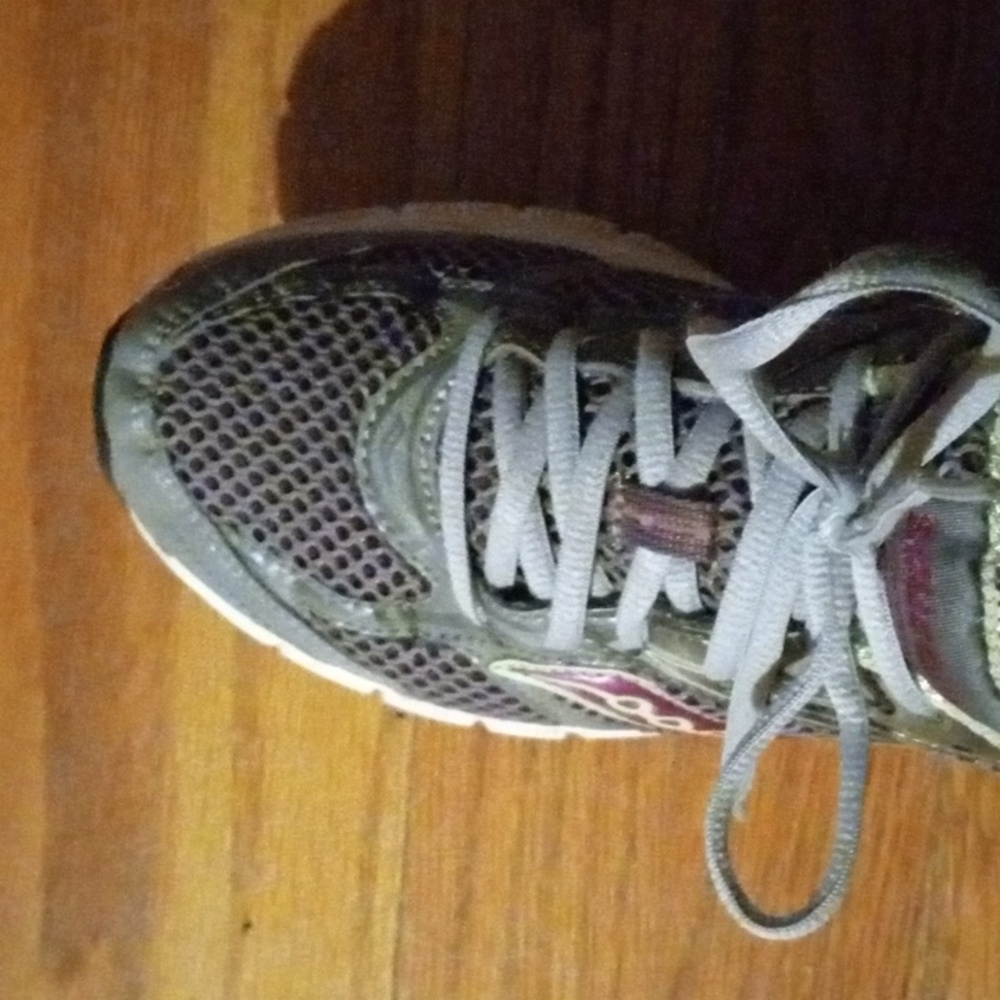 Saucony Grip Support